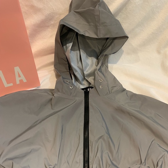 Sorella  reflective gray jacket - Picture 3 of 4